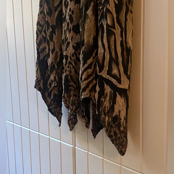 Simon Change Knee Length Animal Print Mesh Dress - Picture 5 of 5